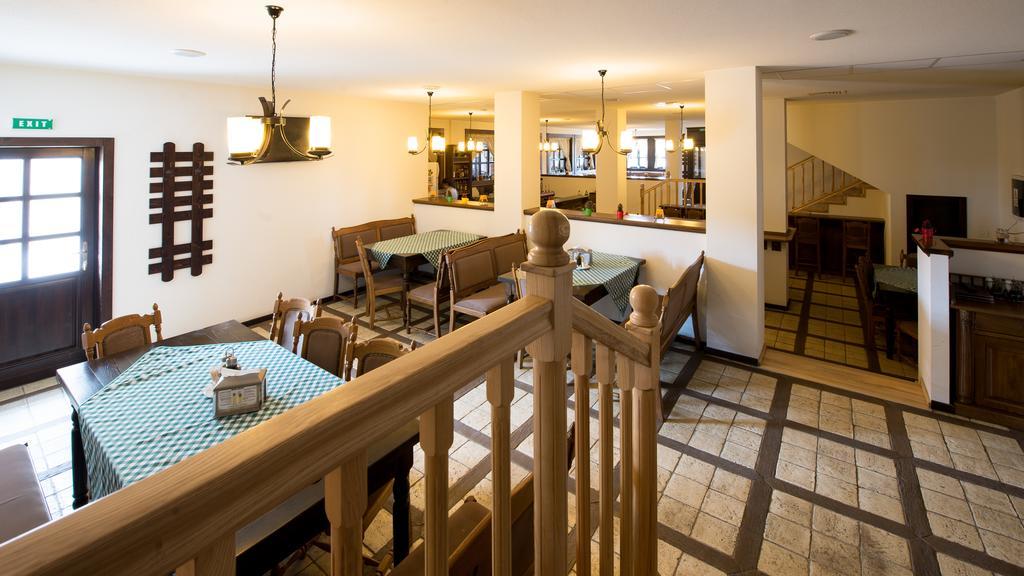Hotel Castel Royal Mosnita Noua Εξωτερικό φωτογραφία
