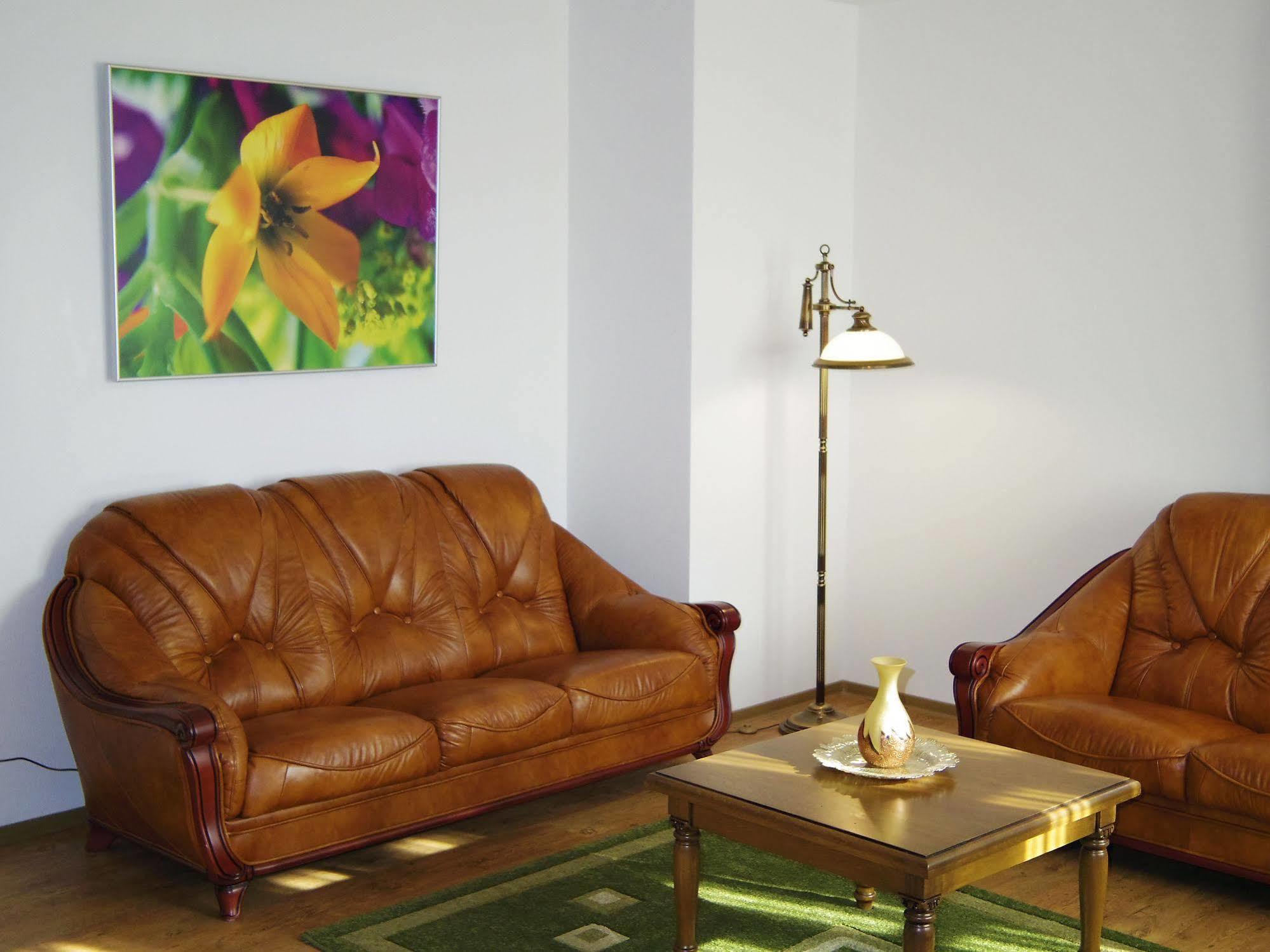Hotel Castel Royal Mosnita Noua Εξωτερικό φωτογραφία
