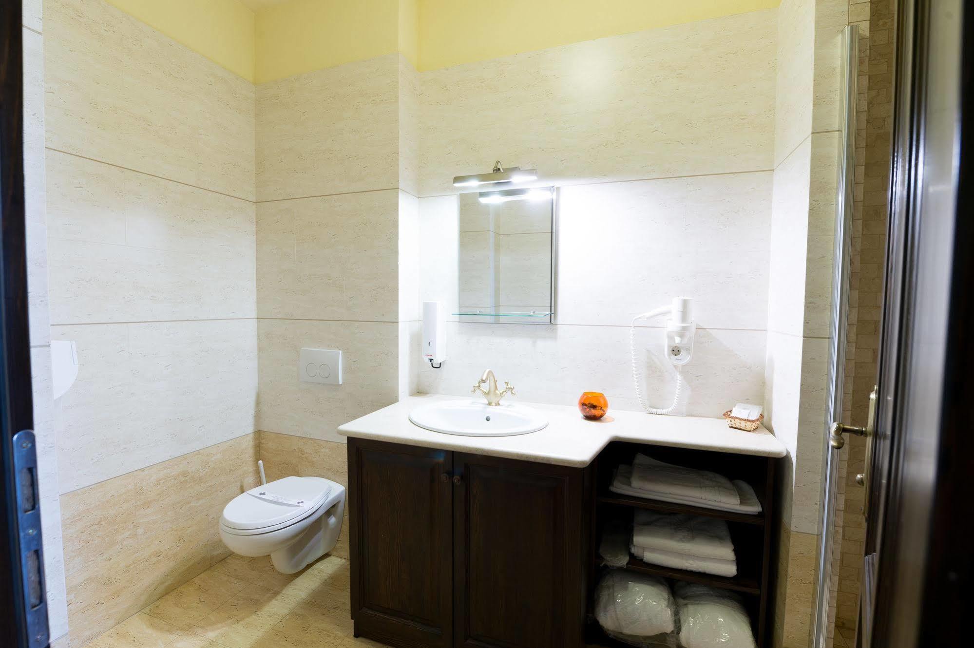 Hotel Castel Royal Mosnita Noua Εξωτερικό φωτογραφία